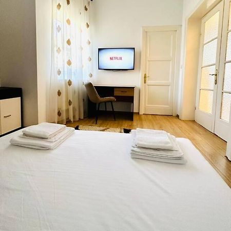 Cozy 1Br Apartment•Central•Quiet 布加勒斯特 外观 照片