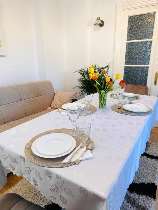 Cozy 1Br Apartment•Central•Quiet 布加勒斯特 外观 照片
